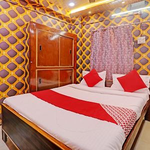 Oyo Flagship Manjushree P. Guest House